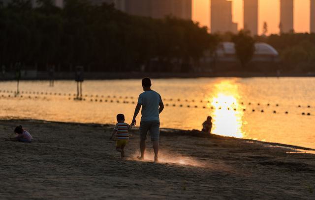 親子鑒定揭開假象：養了16年的兒子不是我親生的！？