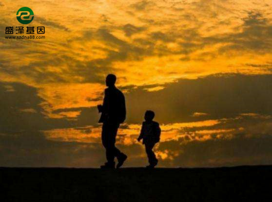 親子鑒定發現兒子并非親生，糾結的他做了一個痛苦的抉擇！