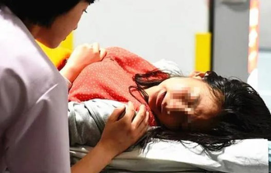 20歲女性產(chǎn)子后，竟要求6名男人來做親子鑒定，事情結(jié)局讓人痛心