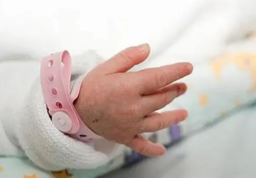 丈夫親子鑒定孩子父母成婚姻必備，真的是女性“不安分”？