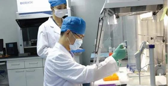 申請(qǐng)親子鑒定麻煩嗎，哪些東西可以做？血痕樣本可以嗎？